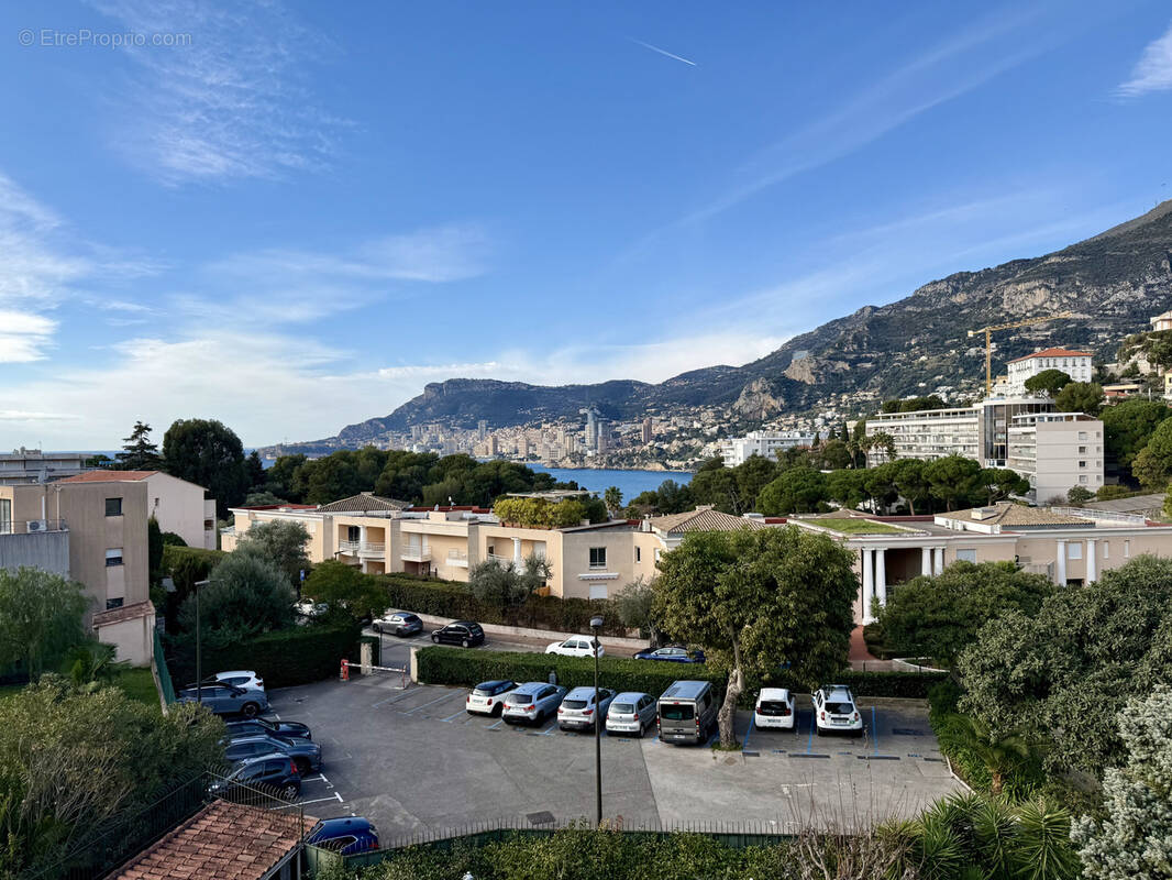 Appartement à ROQUEBRUNE-CAP-MARTIN