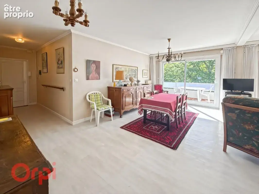 À vendre – Bel appartement avec balcon dans une résidence avec ascenseur à Romorantin-Lanthenay - photo 3