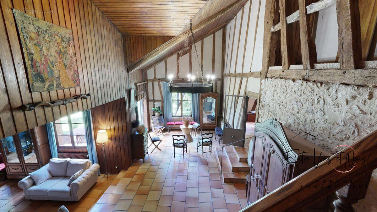 Maison à CASTELJALOUX