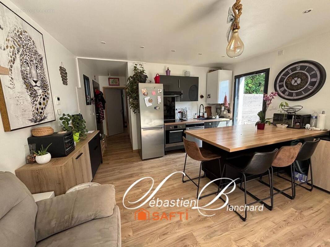 Photo 1 - Maison à RUMILLY