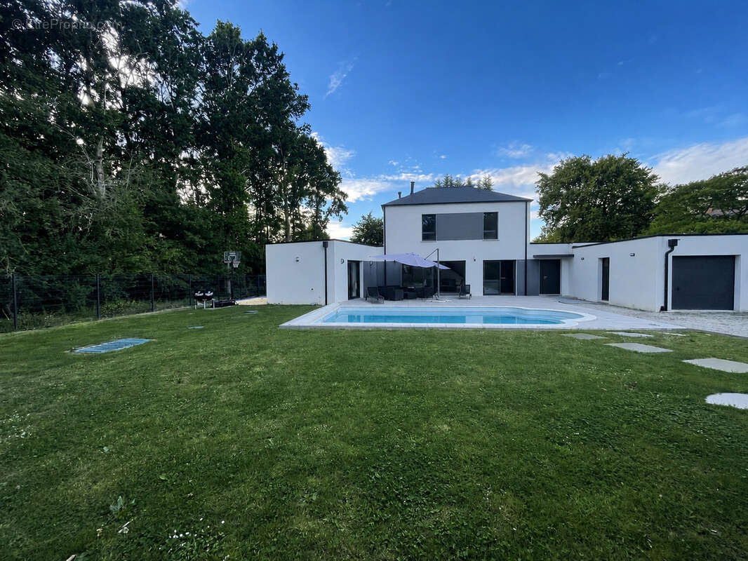 Maison à LIGNE
