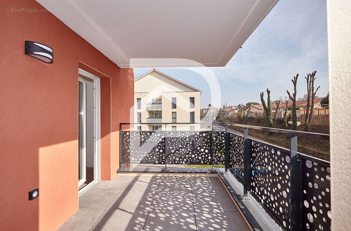 Appartement à JASSANS-RIOTTIER