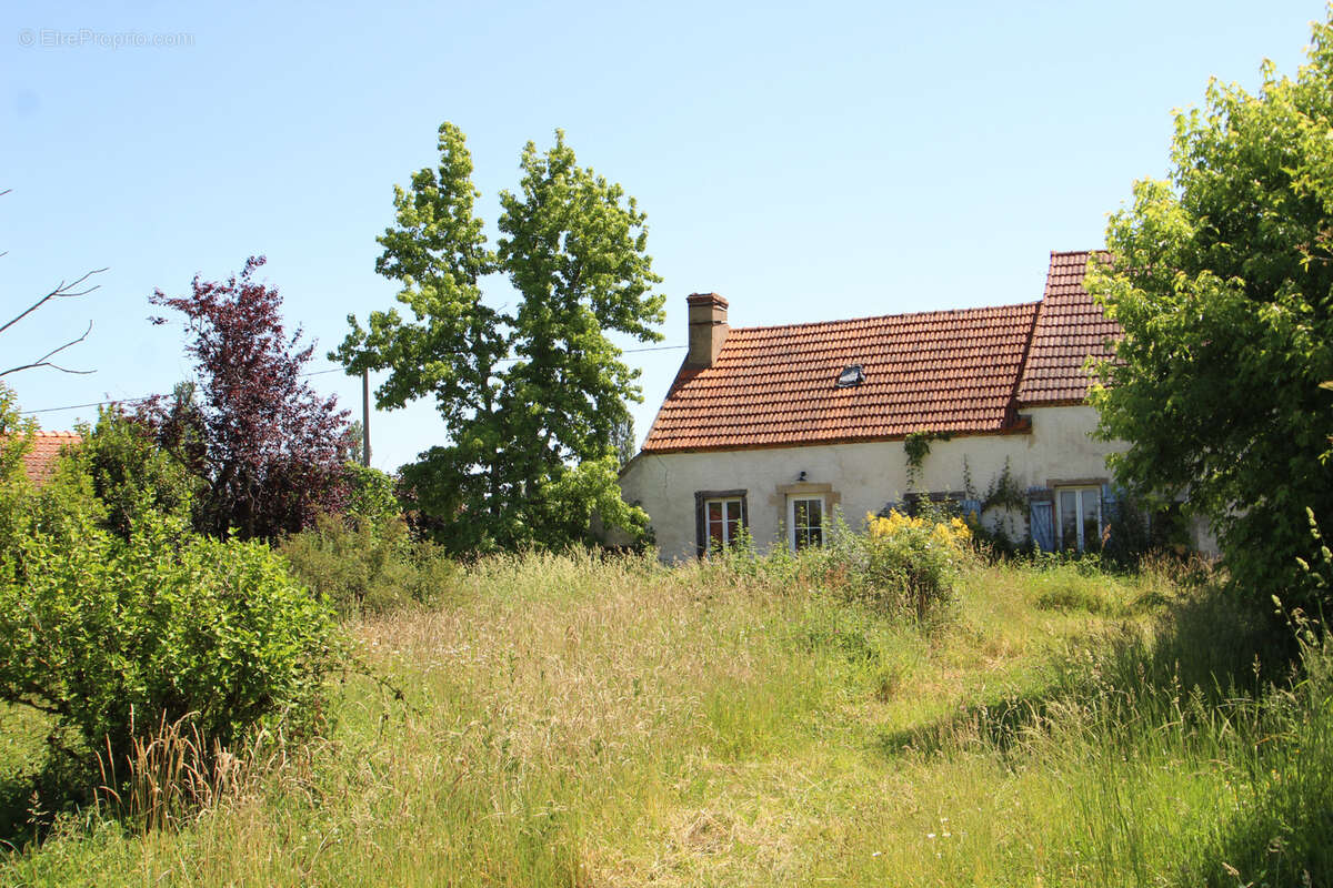 Maison à SAINT-POURCAIN-SUR-BESBRE