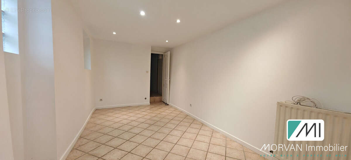 Maison à SAINT-ARNOULT-EN-YVELINES