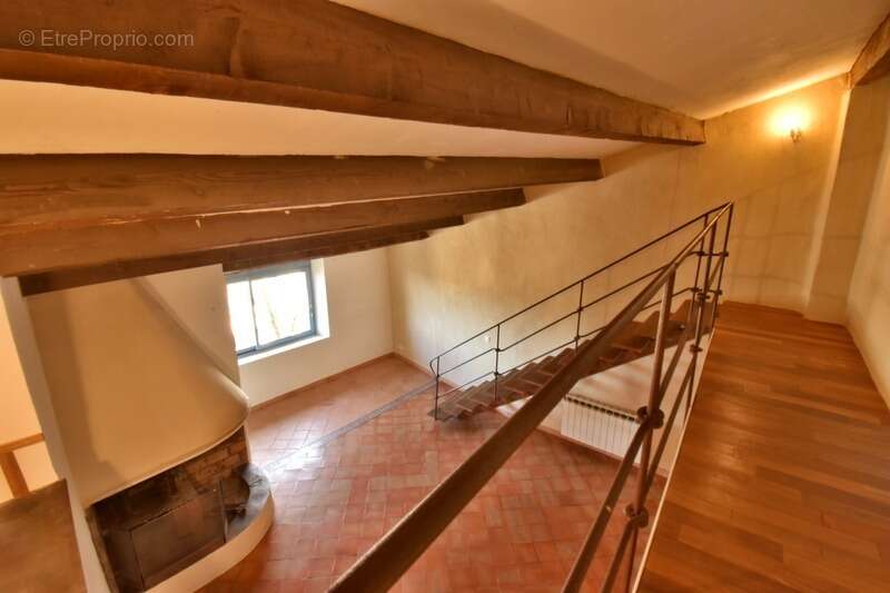 Appartement à FORCALQUIER