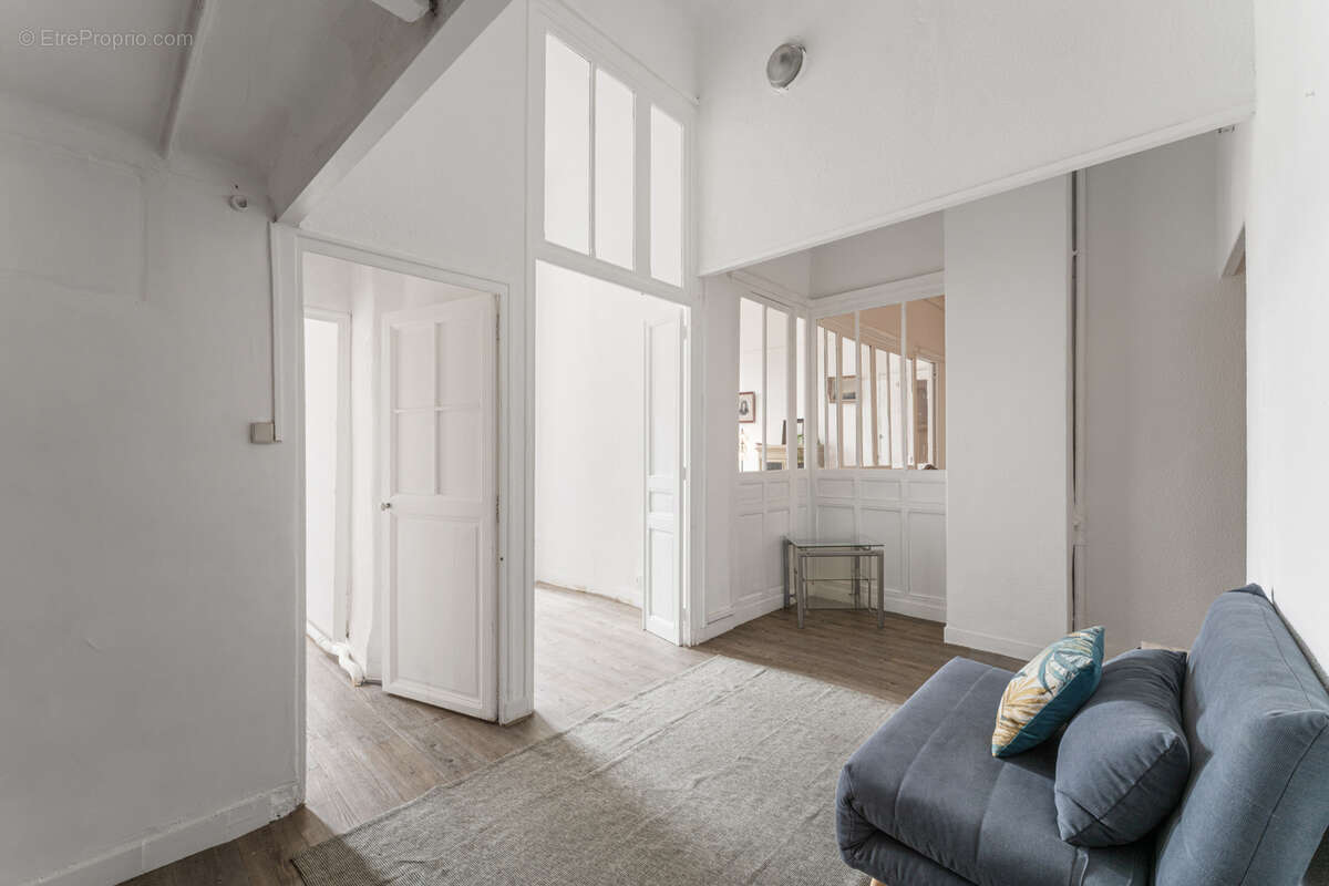 Type 4 de 144 m2 Haussmannien    Quartier des Antiquaires-13006 - photo 6