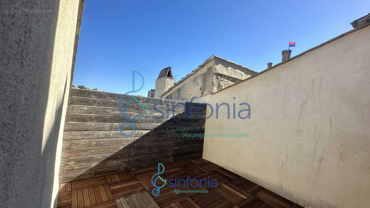 Appartement à UZES