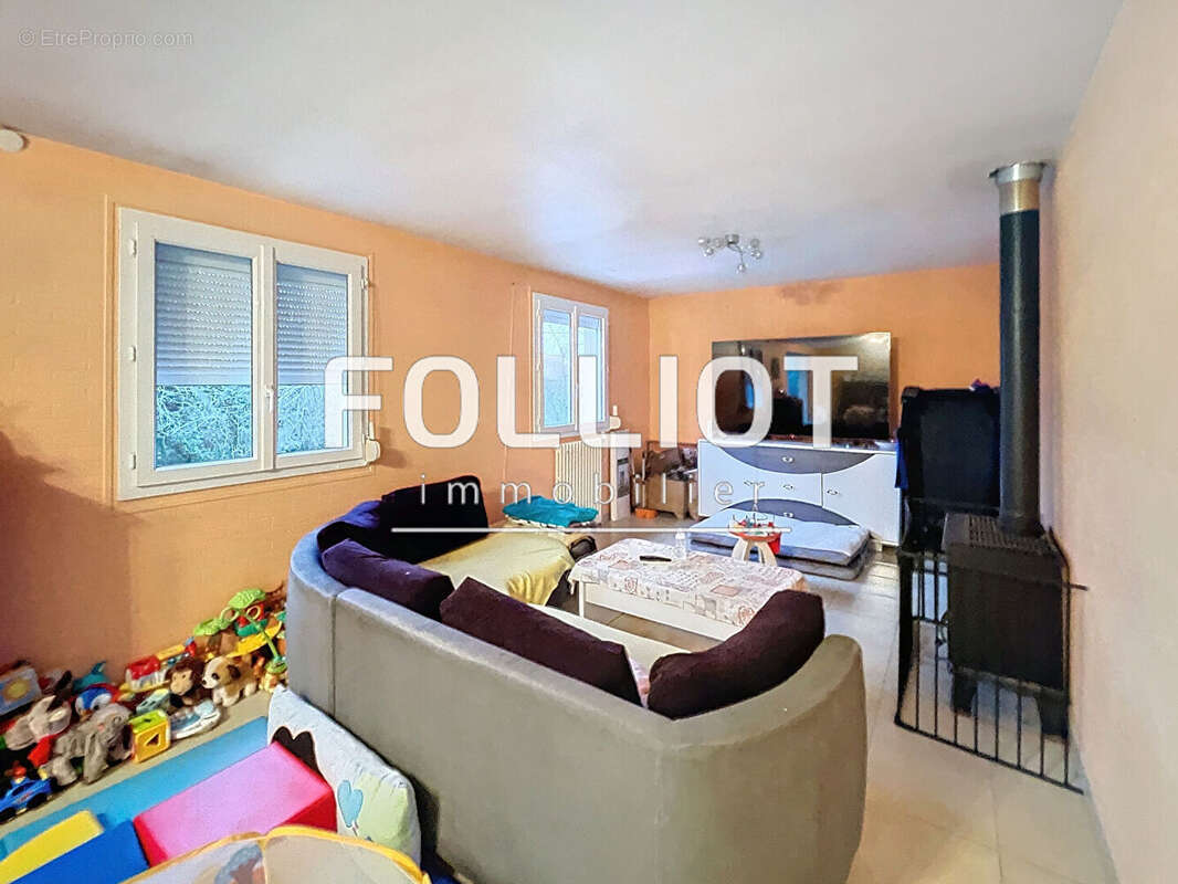 Maison à SAINT-PAIR-SUR-MER