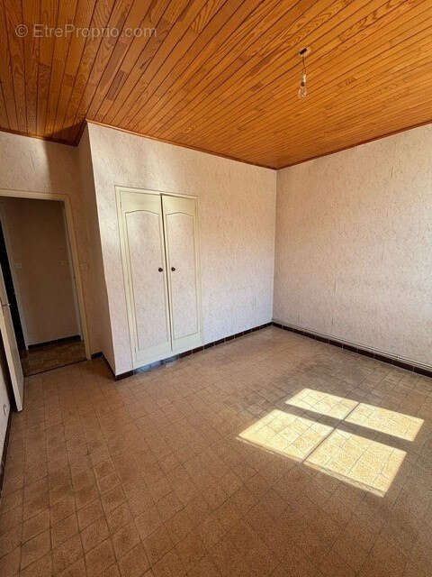Appartement à MARSEILLE-9E