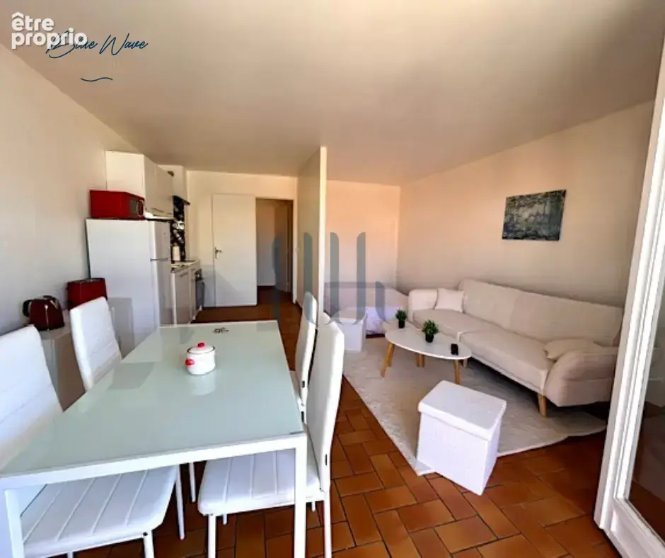 Sainte-maxime centre-ville   studio 32,59 m2 avec balcon & grenier - photo 4