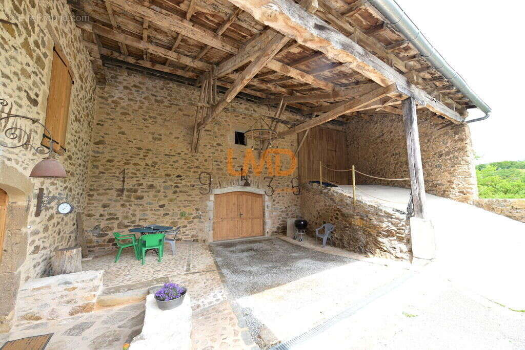 Maison à FLAVIN