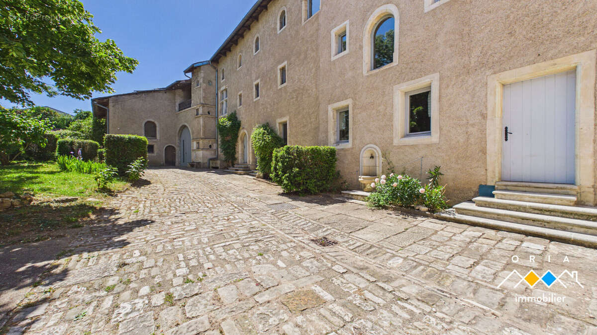 Maison à GONDREVILLE