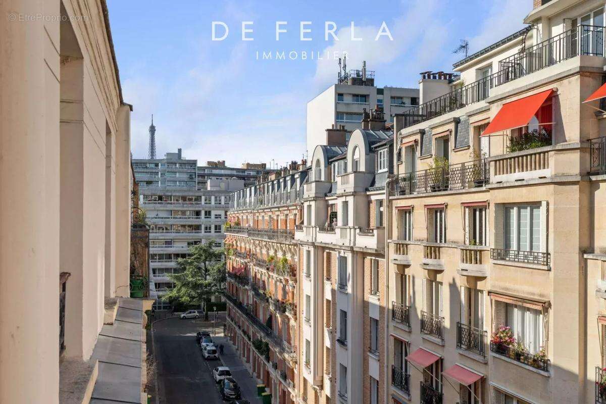 Appartement à PARIS-15E