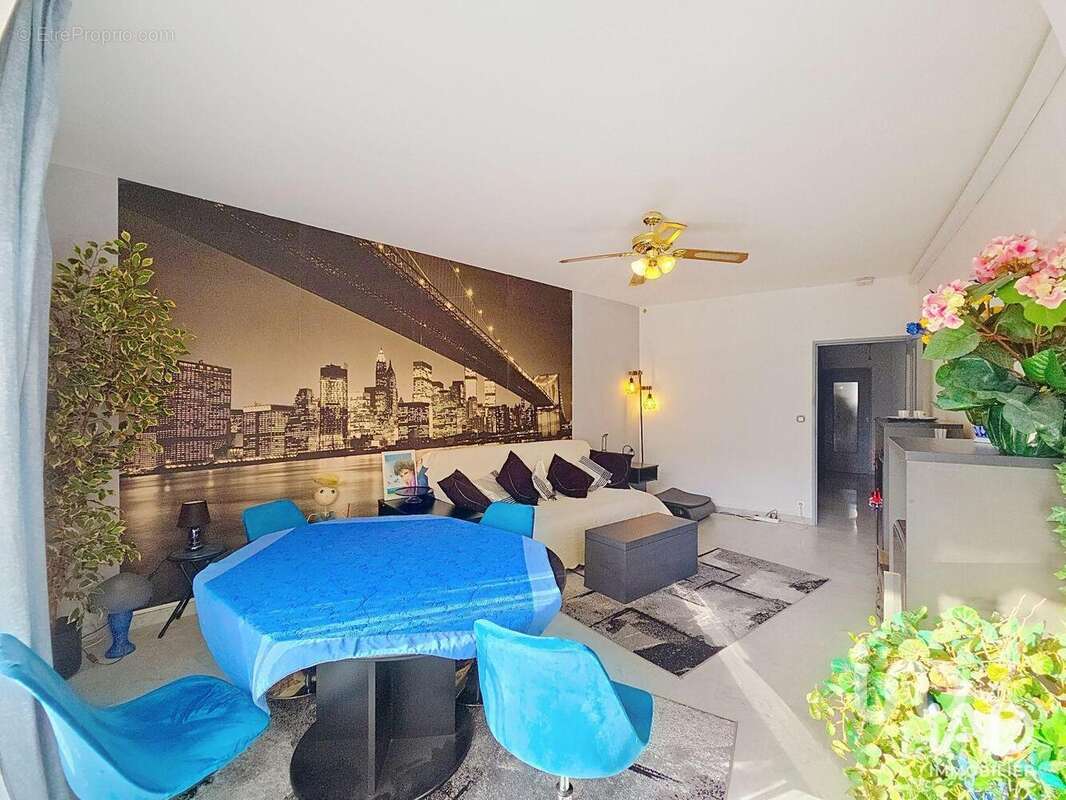 Photo 2 - Appartement à ROQUEBRUNE-CAP-MARTIN