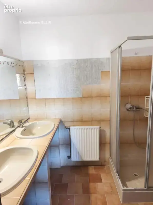 Grande maison avec piscine - photo 9