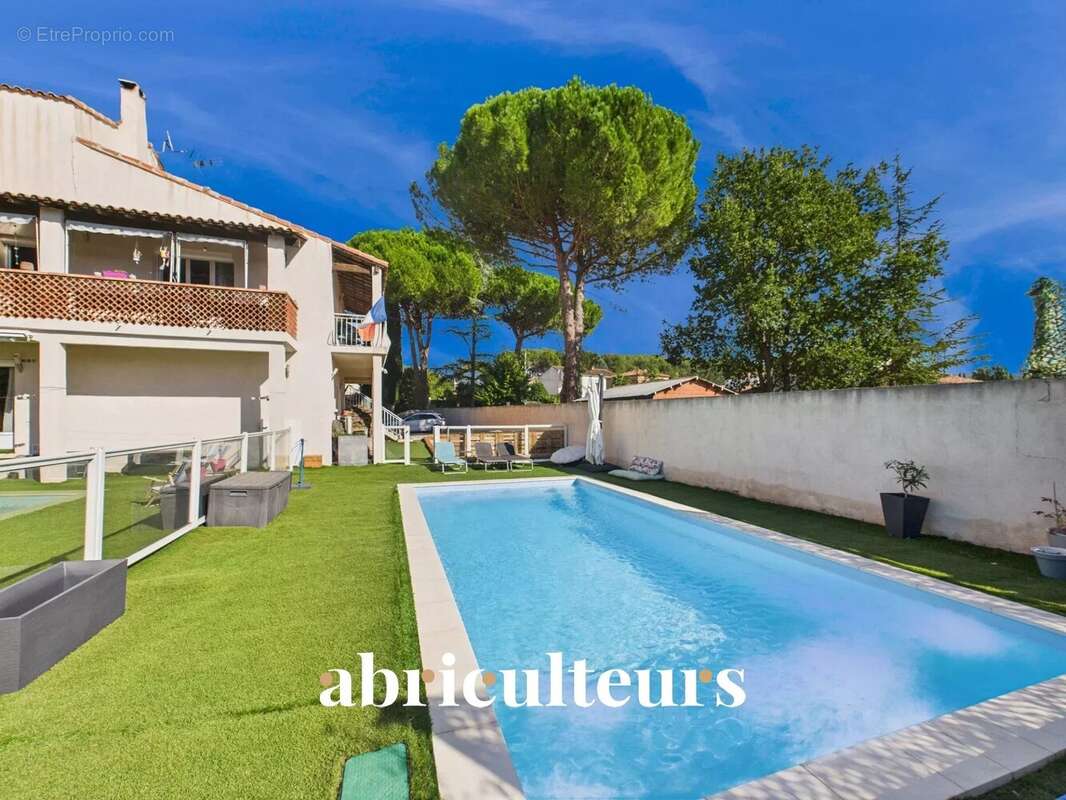 Maison à BOUC-BEL-AIR