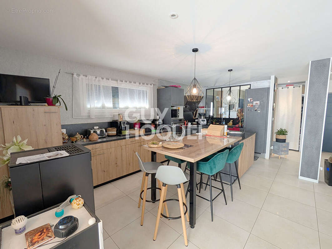 Maison 150 m², DPE A - photo 7