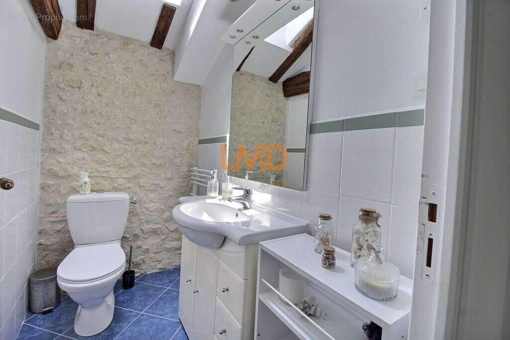Demeure ancienne rénovée avec piscine - photo 11