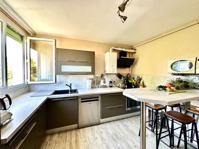 Appartement à MARSEILLE-10E