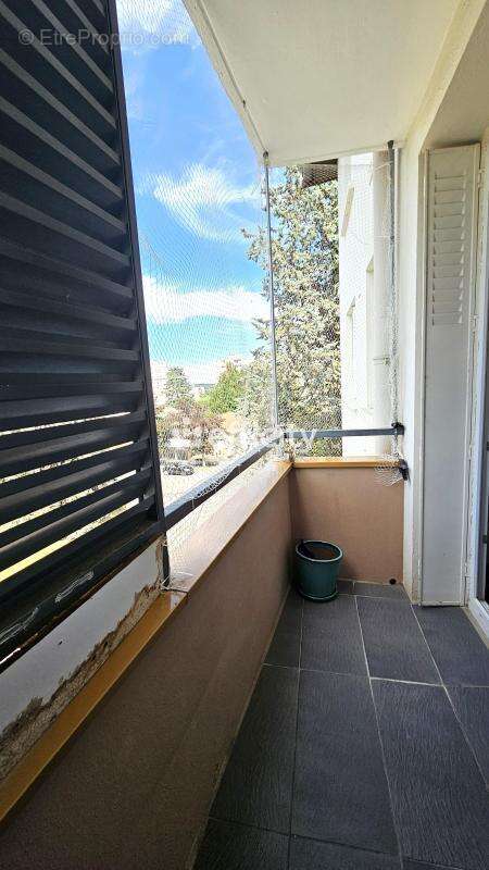Appartement à LIMAS