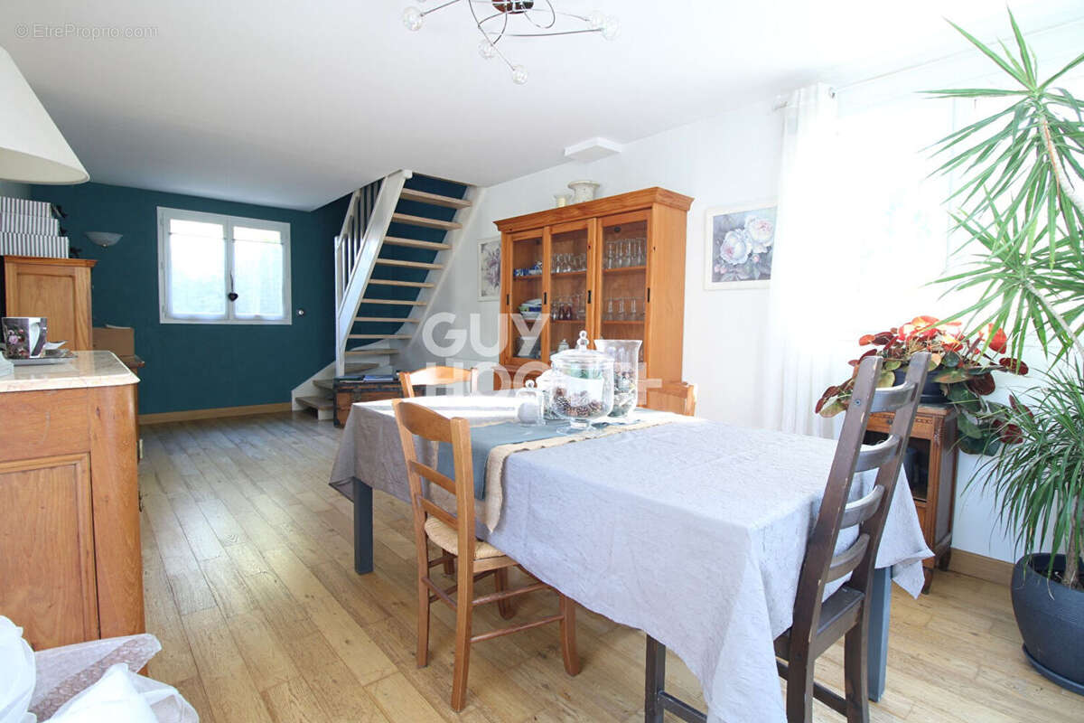 Maison à BRIE-COMTE-ROBERT