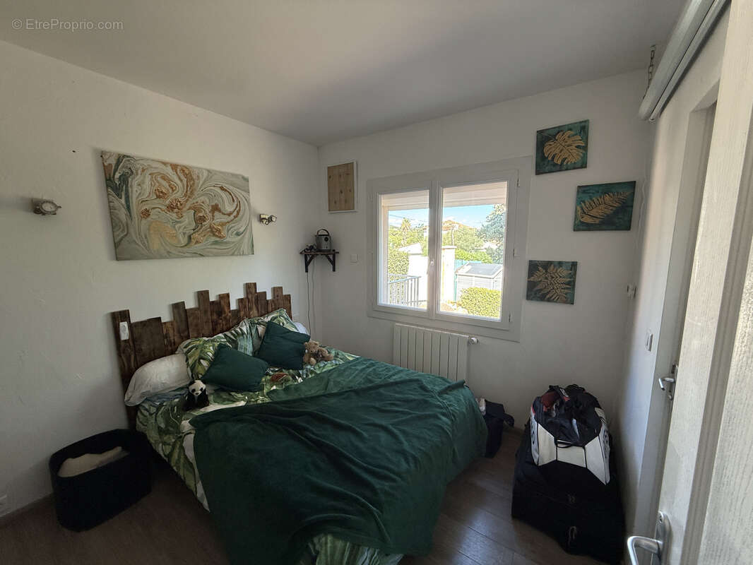 Maison à ROQUEBRUNE-SUR-ARGENS