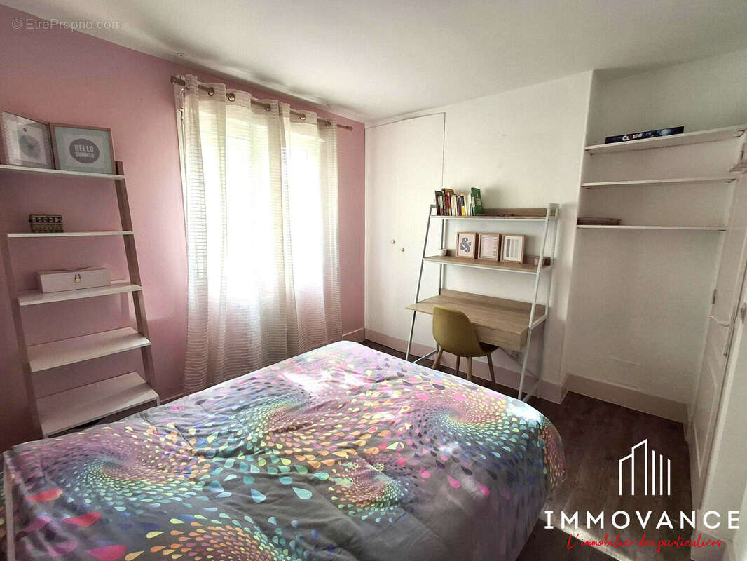 Maison à SAINT-HILAIRE-DE-BEAUVOIR