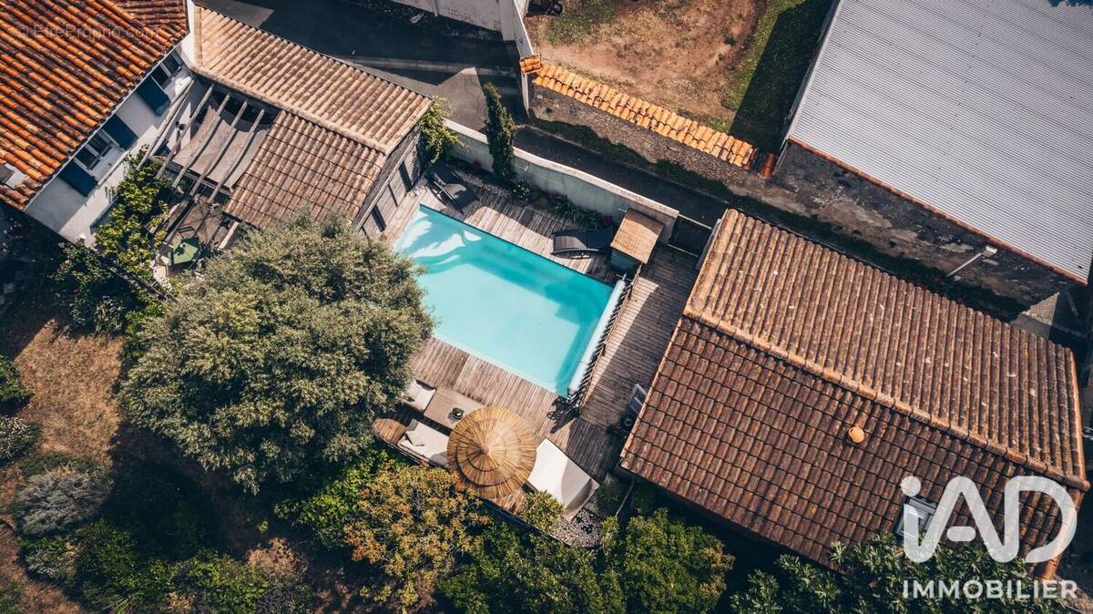 Photo 1 - Maison à ANGOULINS