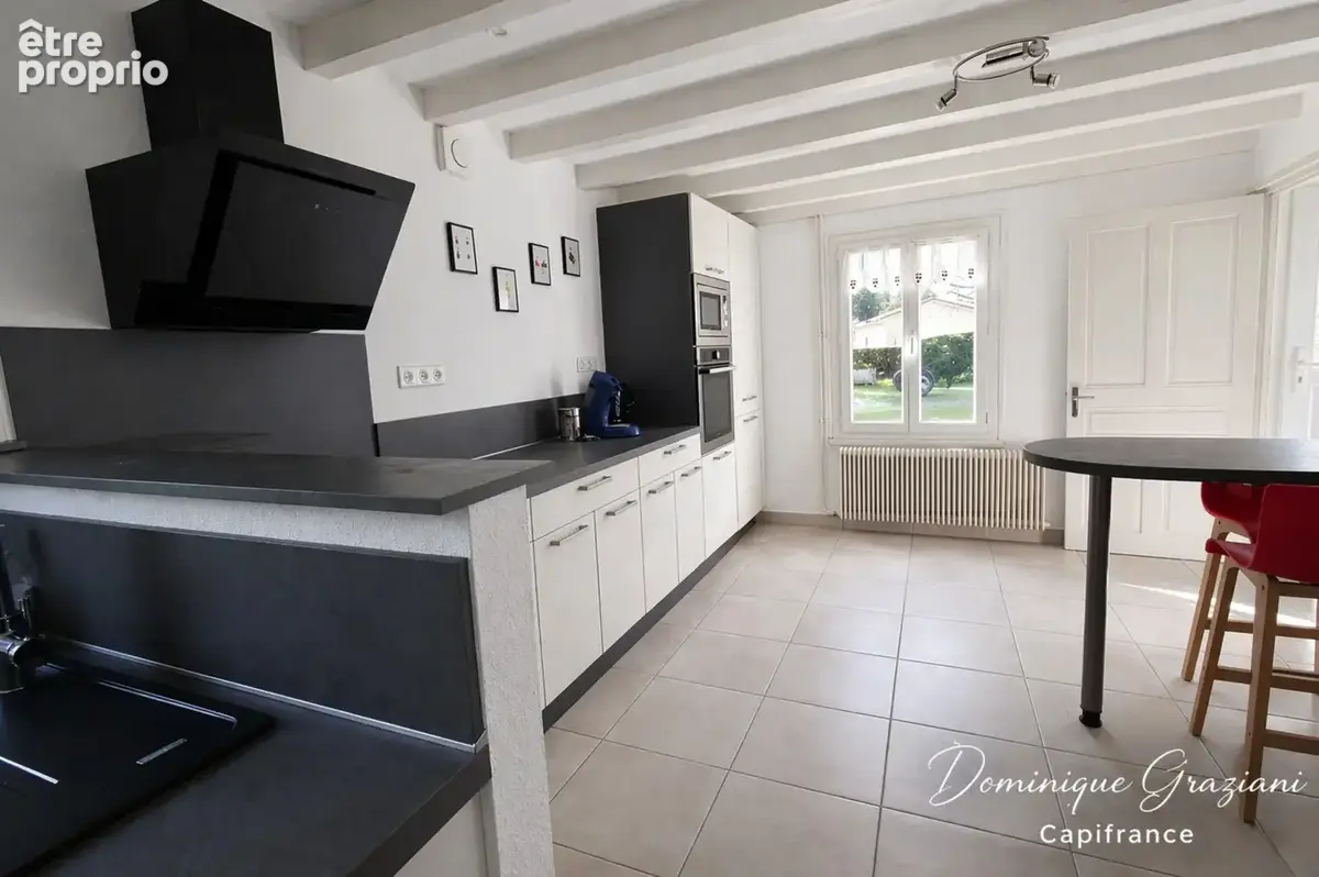 Un havre de paix sur 1500 m² de terrain – charme et tranquillité absolue à Leignecq (42380) - photo 7