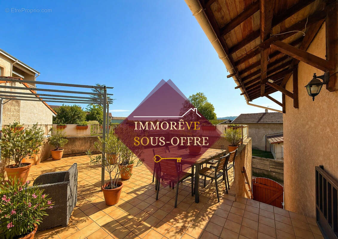 Appartement à CHANAS