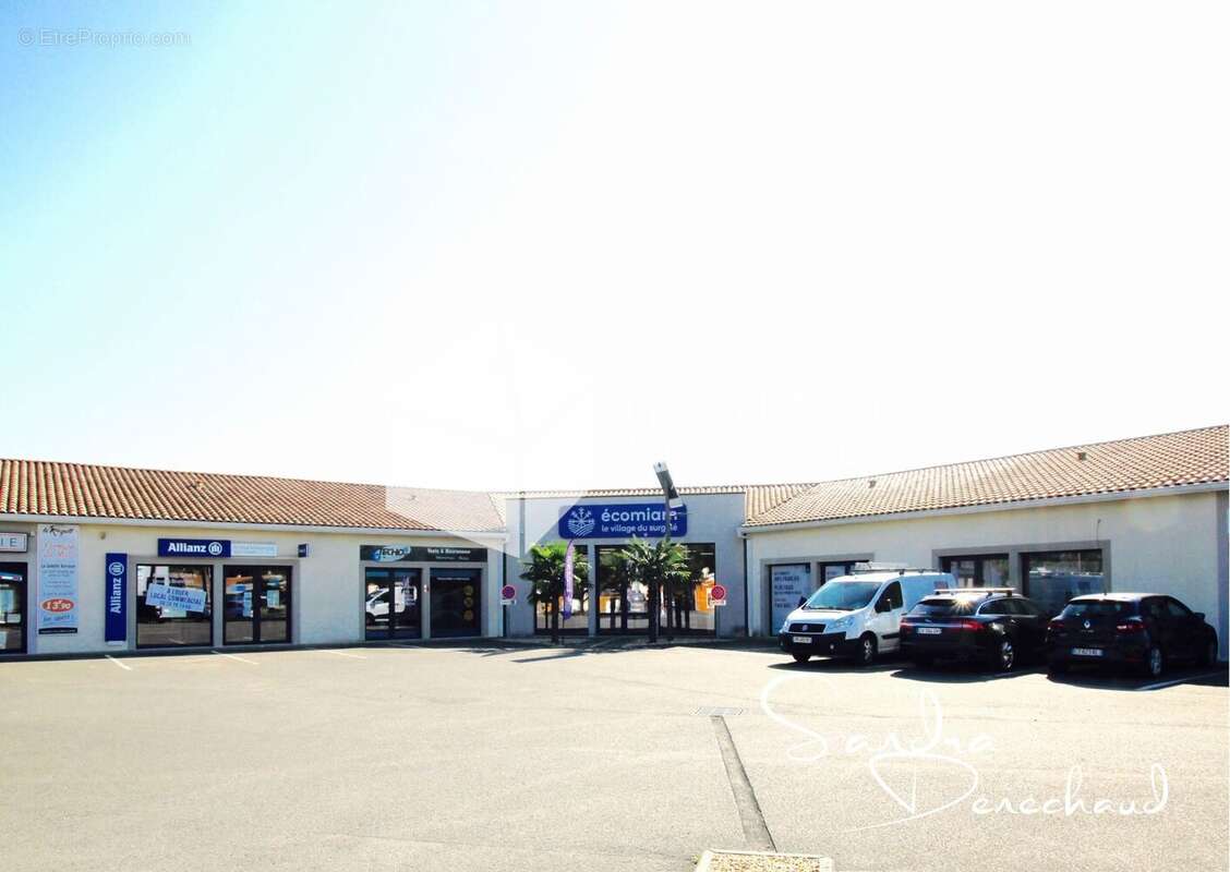 Commerce à CAVIGNAC