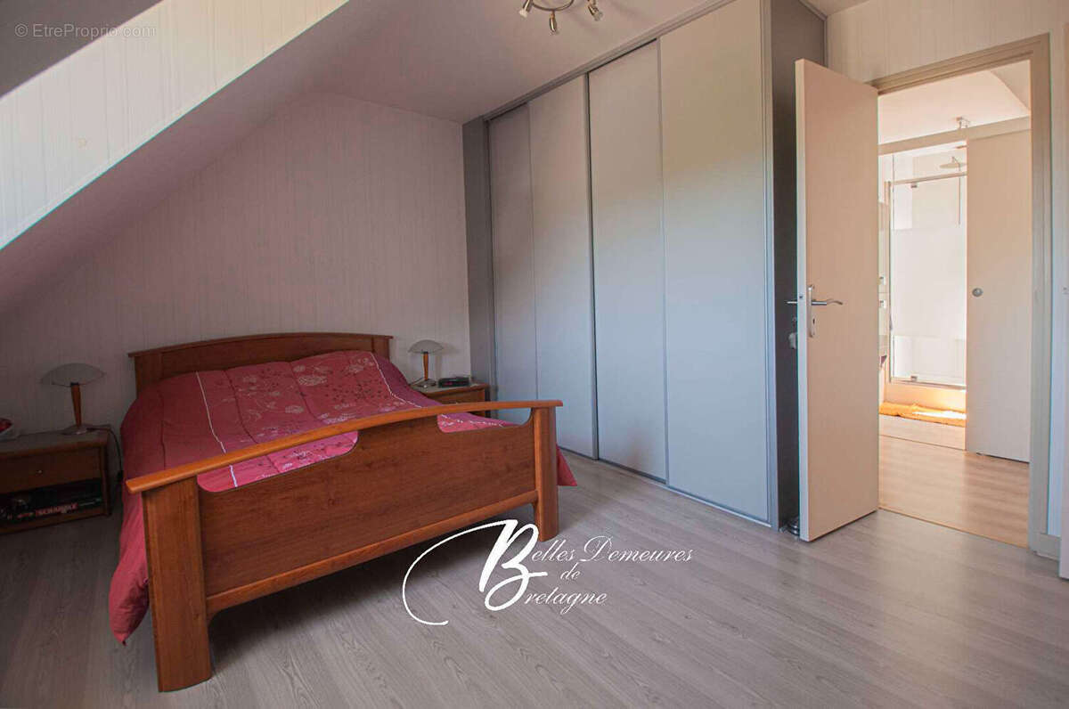 A vendre propriété ouverte sur son grand terrain constructible Côte de granit rose Bretagne - photo 14