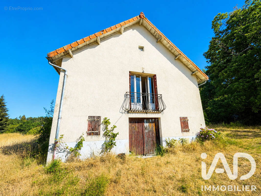 Maison 95 m² à Margerides  - photo 5