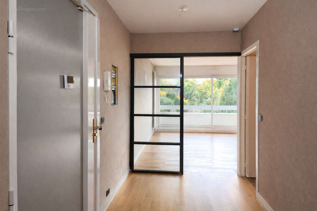 Appartement à BOUGIVAL