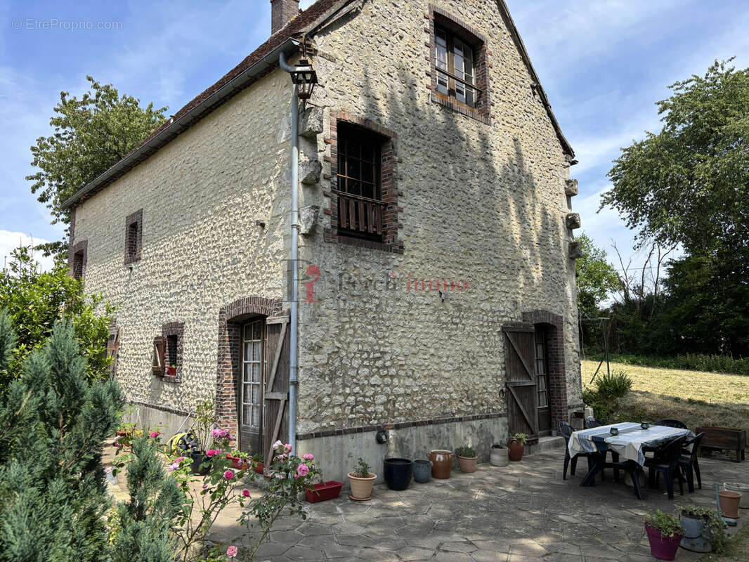 A 15 minutes de nogent-le-rotrou dans un hameau calme maison a renover - photo 14