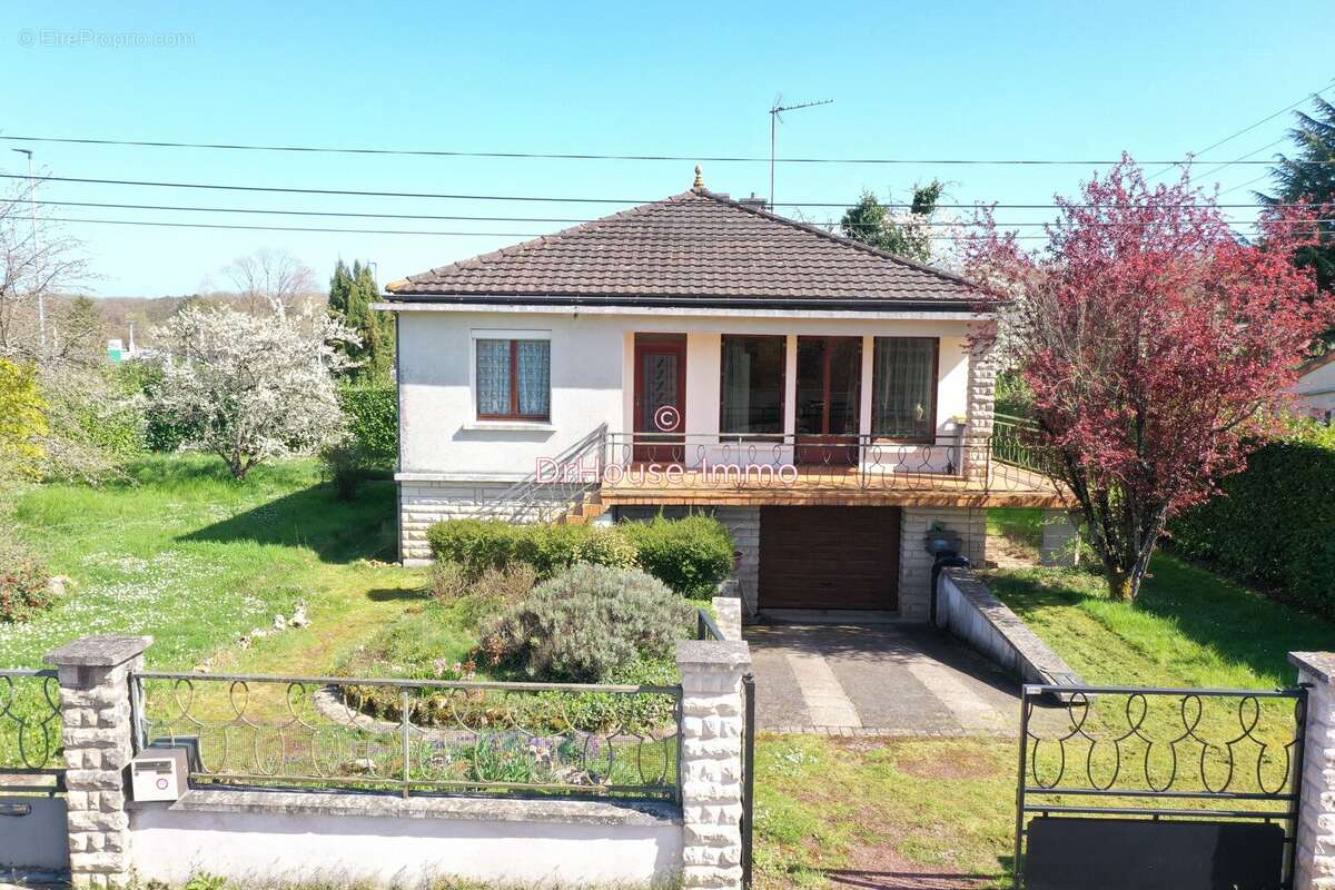 Maison à MIGNALOUX-BEAUVOIR