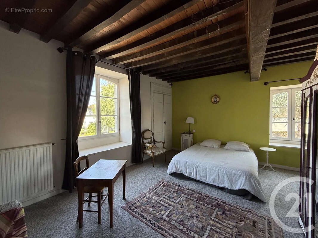Maison 285 m² à Orthez  - photo 14