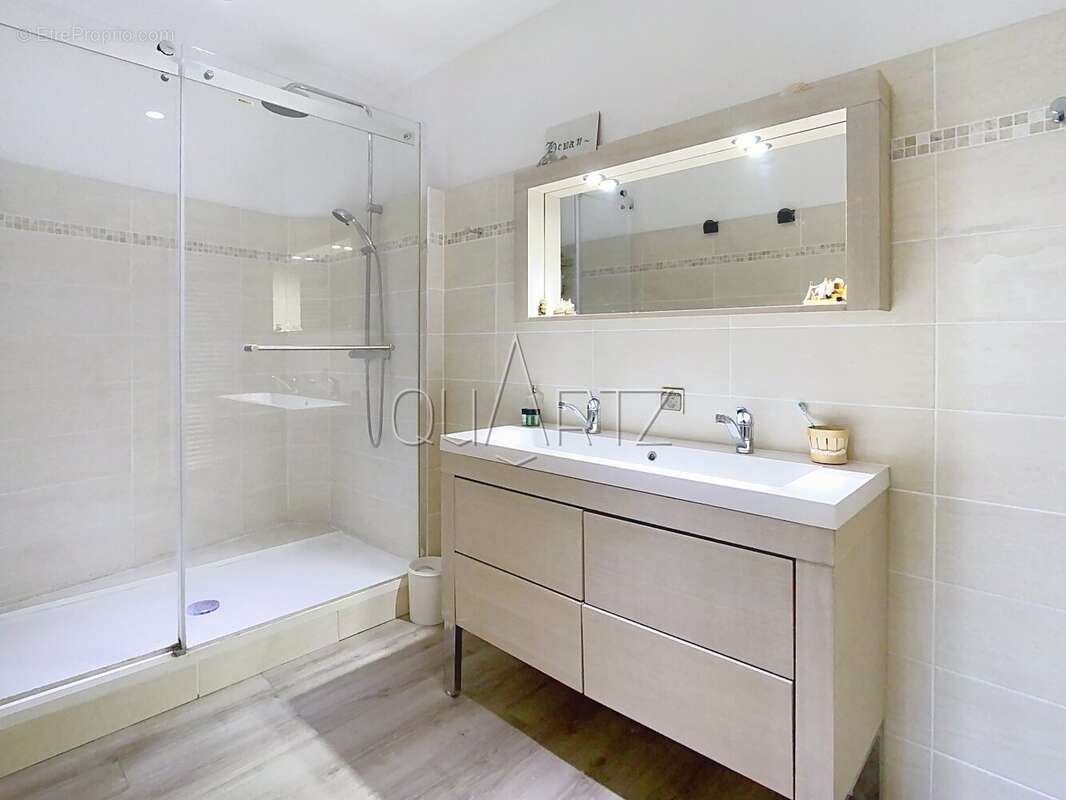 Maison 517 m² à Anet  - photo 14