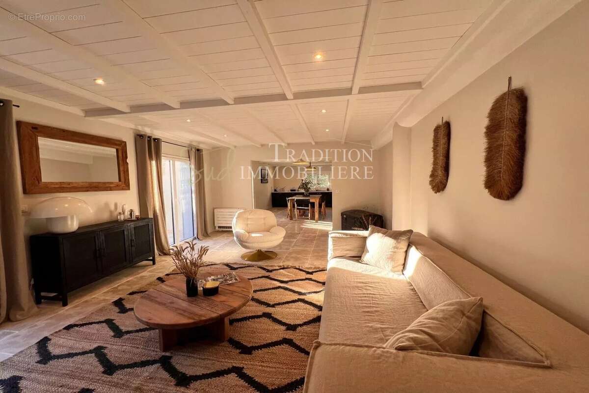 Maison à MAUSSANE-LES-ALPILLES