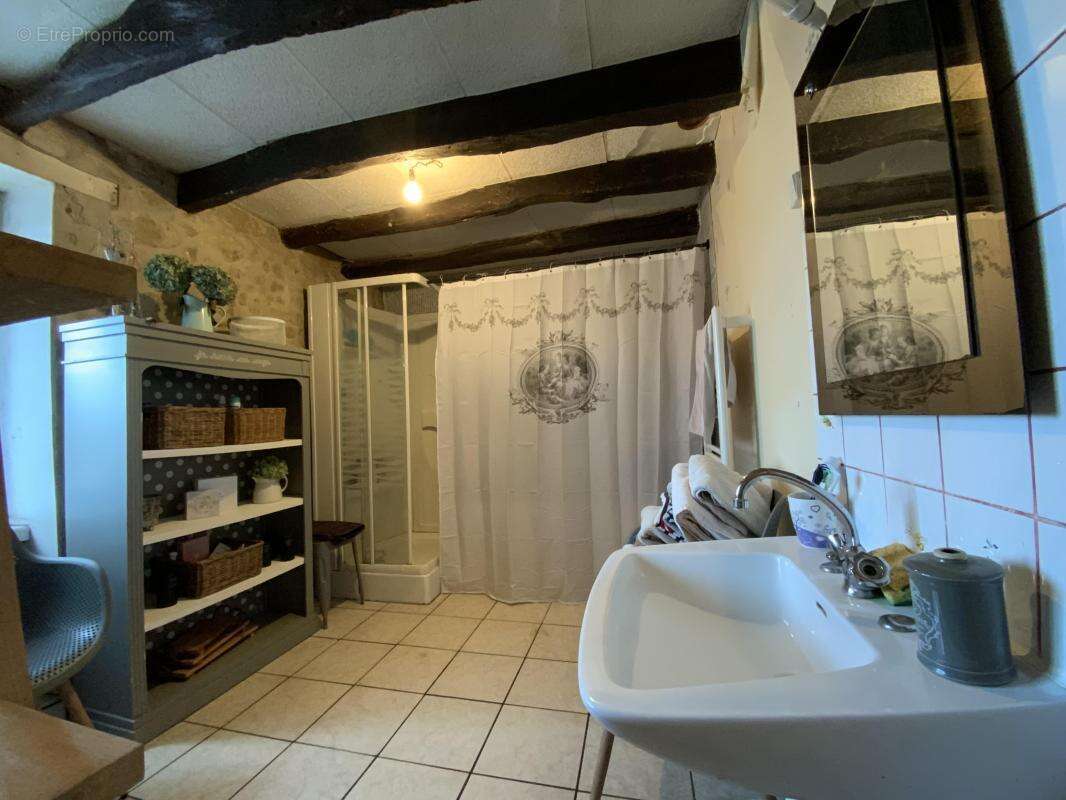 Maison à BUSSIERE-GALANT