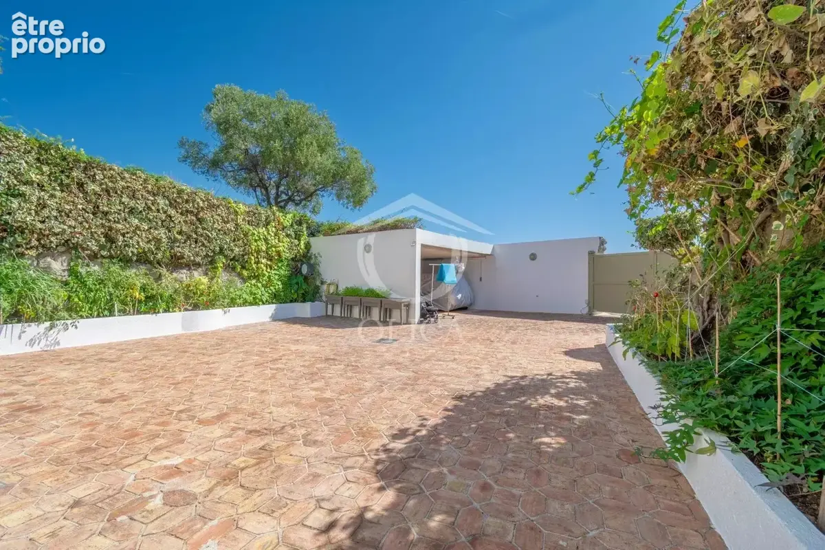 Hauts de Vaugrenier – Villa d'Exception avec Vue Mer Panoramique - photo 18