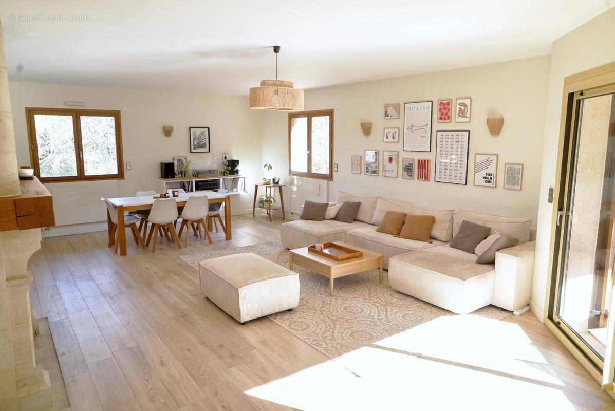 Maison à VELARS-SUR-OUCHE