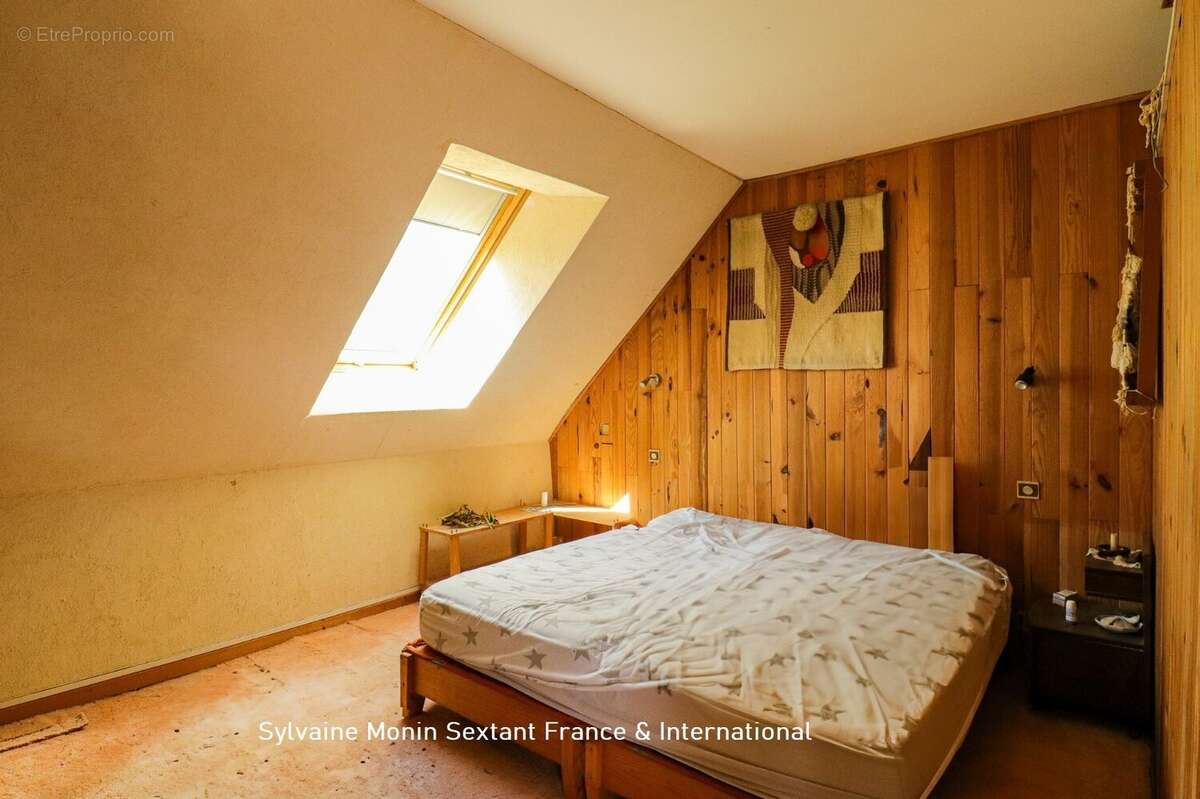 Grande maison familliale de 5 chambres offrant de superbes volumes et une dépendance exceptionnelle dans un cadre privilégié - photo 14