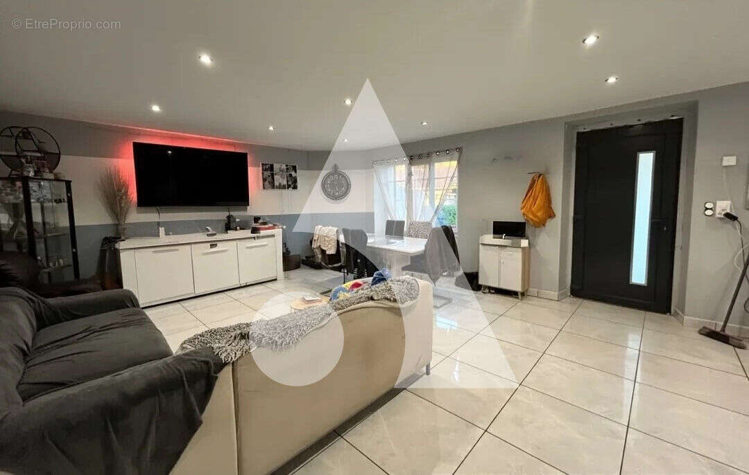 Maison à ANGLARS-JUILLAC