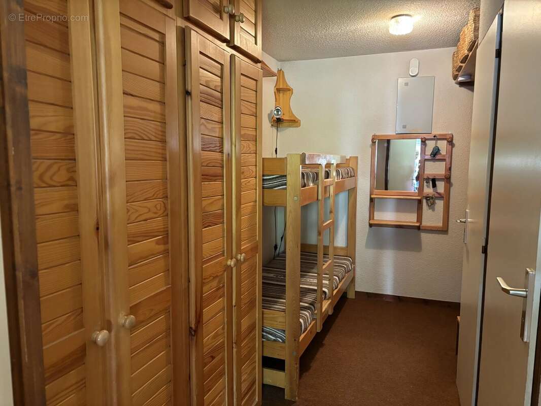 Appartement à MORILLON