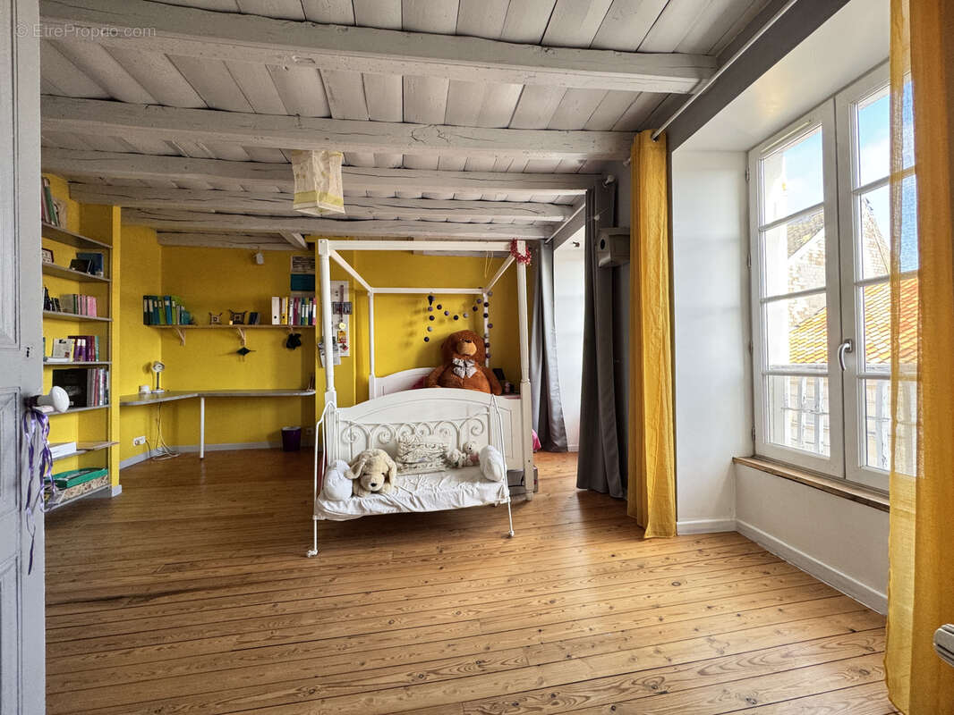 Maison à BARBEZIEUX-SAINT-HILAIRE