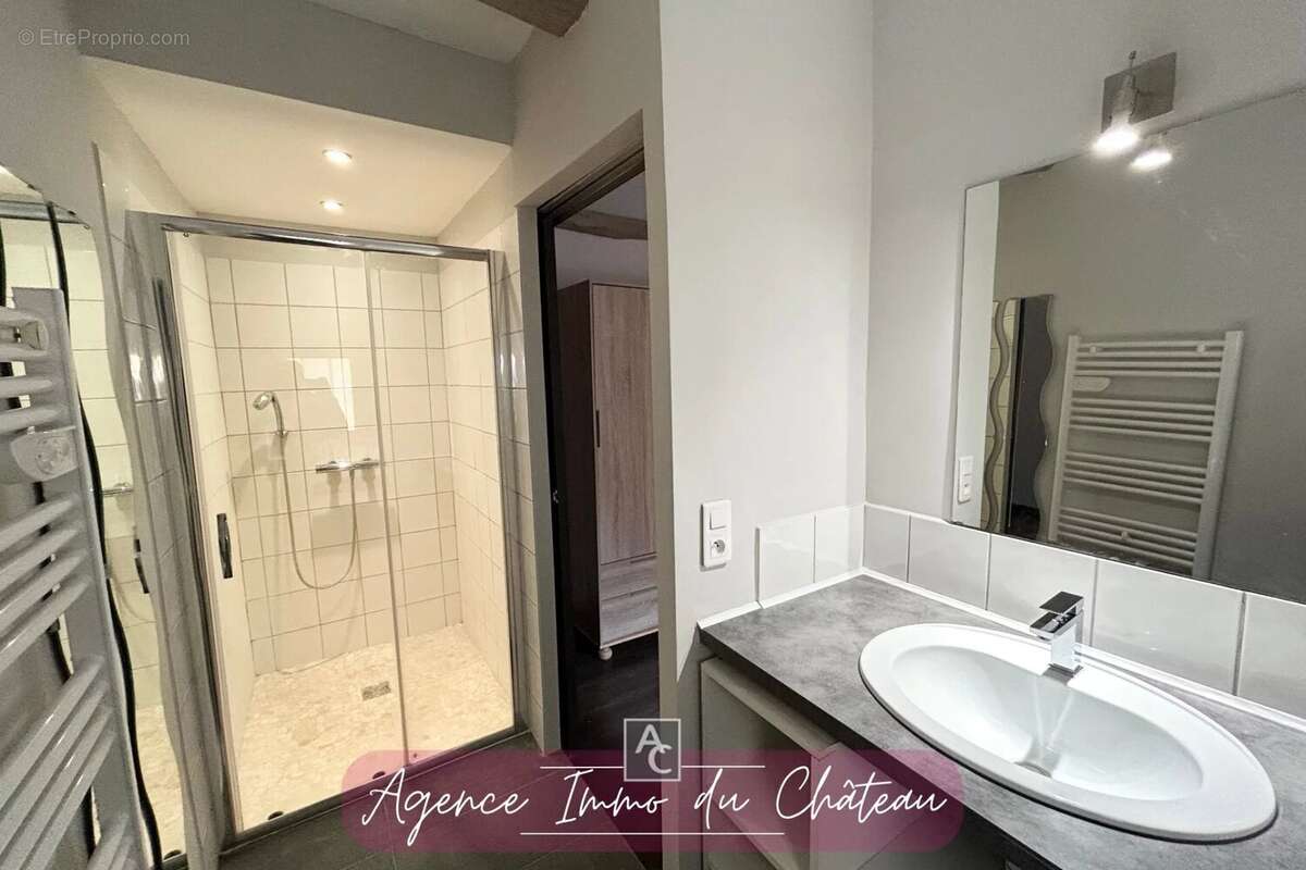 Appartement à PUGET-VILLE