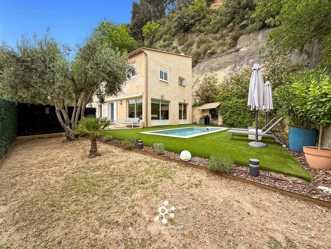 Maison à CAGNES-SUR-MER