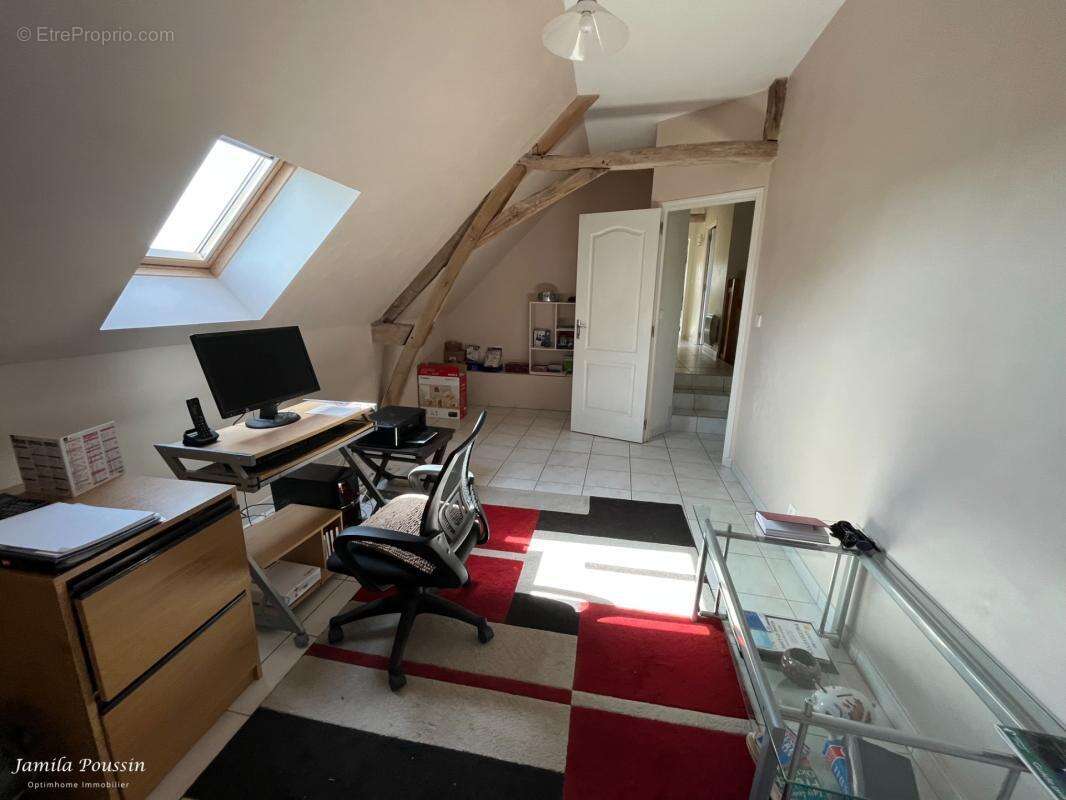 Maison de Campagne (137 m2 - 7 pièces) NOYANT-VILLAGES (49) - photo 39