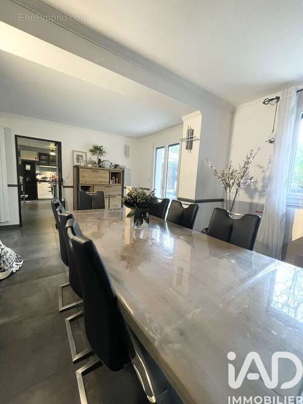 Photo 4 - Maison à SAINT-GERMAIN-LES-CORBEIL